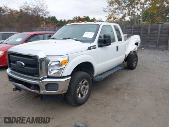 2016 Ford Super Duty F-250 SRW XLT with VIN 1FT7X2B62GEC48092, listed as a IAAI auction lot 40644978 with 112,524 mi miles. Bid and sale history available at carsss.com. Image 17.