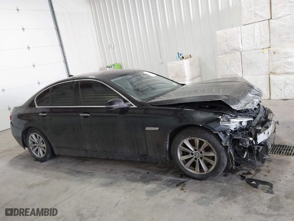 2016 BMW 5 Series 528i xDrive with VIN WBA5A7C52GG145199, listed as a IAAI auction lot 41424227 with 100,611 mi miles. Bid and sale history available at carsss.com. Image 13.