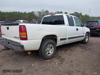 2000 Chevrolet Silverado 1500 LS with VIN 2GCEC19T6Y1245739, listed as a IAAI auction lot 41635831 with 243,638 mi miles. Bid and sale history available at carsss.com. Image 4.