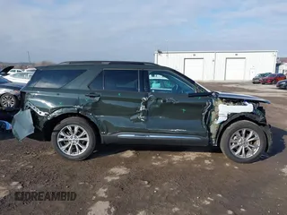 2023 Ford Explorer XLT with VIN 1FMSK8DH6PGC33797, listed as a IAAI auction lot 41111945 with 5,182 mi miles. Bid and sale history available at carsss.com. Image 6.