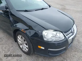 2010 Volkswagen Jetta Limited Edition with VIN 3VWRZ7AJ0AM105047, listed as a IAAI auction lot 42462140 with 199,668 mi miles and . Bid and sale history available at DreamBid. Image 6.