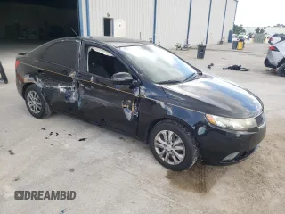 2013 Kia Forte EX with VIN KNAFU4A24D5688306, listed as a Copart auction lot 72330174 with 187,666 mi miles and Salvage Title. Bid and sale history available at carsss.com. Image 4.