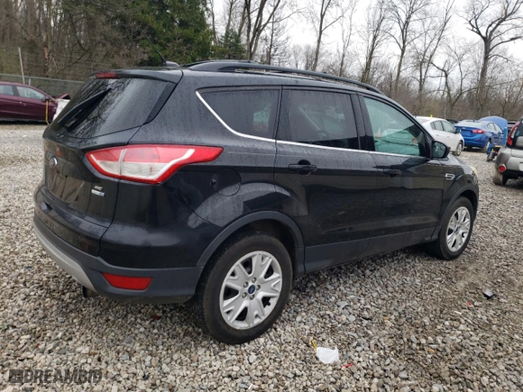2013 Ford Escape SE with VIN 1FMCU9GX4DUB92915, listed as a Copart auction lot 52762135 with 135,785 mi miles and Clean Title. Bid and sale history available at carsss.com. Image 3.