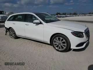 2019 Mercedes-Benz E 450 with VIN WDDZH6JB7KA507533, listed as a Copart auction lot 54134665 with 72,168 mi miles and Non Repairable. Bid and sale history available at DreamBid. Image 4.