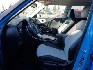 2024 Kia Soul GT-Line with VIN KNDJ53AU0R7218386, listed as a Copart auction lot 88999885 with 6,350 mi miles and Salvage Title. Bid and sale history available at carsss.com. Image 7.