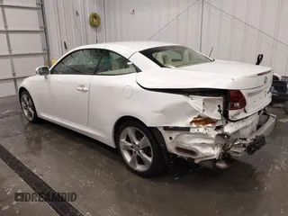 2010 Lexus IS 250 C z VIN JTHFF2C20A2513920, wystawiony jako IAAI lot #42084678 z przebiegiem 175 530 mil mil oraz . Historia ofert i sprzedaży dostępna na DreamBid. Obrazek 3.