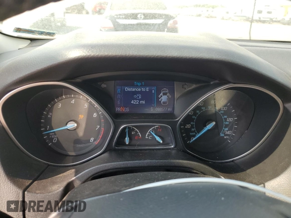 2014 Ford Focus SE with VIN 1FADP3F22EL110454, listed as a Copart auction lot 70076854 with 98,577 mi miles and Salvage Title. Bid and sale history available at carsss.com. Image 9.