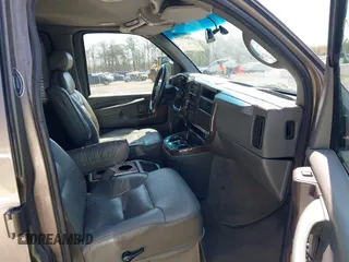 2004 Chevrolet Express Passenger with VIN 1GBFG15T641138032, listed as a IAAI auction lot 42005922 with 200,232 mi miles and . Bid and sale history available at DreamBid. Image 5.