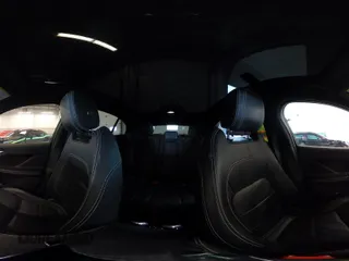 2019 Jaguar I-Pace HSE z VIN SADHD2S12K1F76296, wystawiony jako IAAI lot #41870234 z przebiegiem 46 704 mil mil oraz . Historia ofert i sprzedaży dostępna na DreamBid. Obrazek 24.