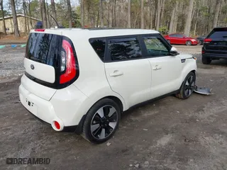 2015 Kia Soul ! with VIN KNDJX3A55F7186713, listed as a IAAI auction lot 41730772 with 86,139 mi miles. Bid and sale history available at carsss.com. Image 4.