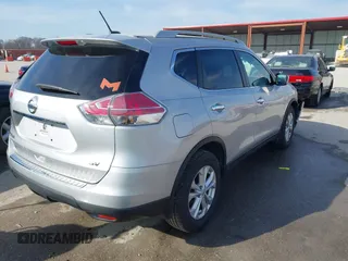 2015 Nissan Rogue SL with VIN 5N1AT2MT7FC877986, listed as a IAAI auction lot 41777704 with 130,537 mi miles. Bid and sale history available at carsss.com. Image 4.