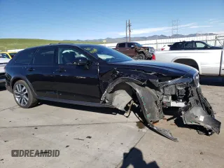 2021 Volvo V90 z VIN YV4A22NL1M1136308, wystawiony jako Copart lot #54180444 z przebiegiem 33 662 mil mil oraz . Historia ofert i sprzedaży dostępna na DreamBid. Obrazek 4.