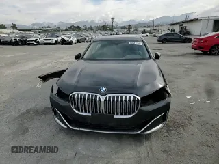 2022 BMW 7 Series 740i z VIN WBA7T2C02NCG97528, wystawiony jako Copart lot #80687204 z przebiegiem 28 387 mil mil oraz Szkoda całkowita • Salvage title. Historia ofert i sprzedaży dostępna na DreamBid. Obrazek 10.