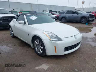 2005 Nissan 350Z Touring with VIN JN1AZ36A95M758739, listed as a IAAI auction lot 41424941 with 60,063 mi miles. Bid and sale history available at carsss.com. Image 1.