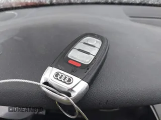 2013 Audi A4 Premium Plus with VIN WAUFFAFL1DN030548, listed as a IAAI auction lot 41523842 with 60,011 mi miles. Bid and sale history available at carsss.com. Image 11.