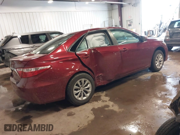 2017 Toyota Camry XLE with VIN 4T1BF1FK5HU692603, listed as a IAAI auction lot 41627917 with 21,986 mi miles. Bid and sale history available at carsss.com. Image 4.