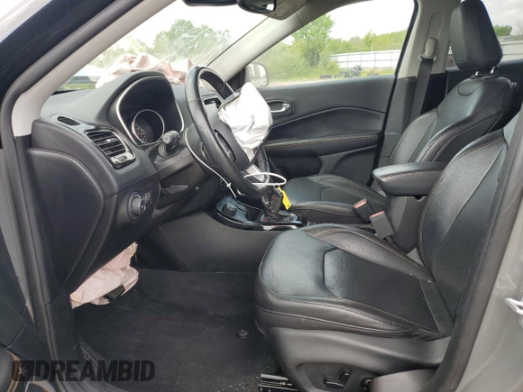 2020 Jeep Compass Limited z VIN 3C4NJDCB4LT137148, wystawiony jako Copart lot #59091465 z przebiegiem 48 117 mil mil oraz Szkoda całkowita • Salvage title. Historia ofert i sprzedaży dostępna na DreamBid. Obrazek 7.