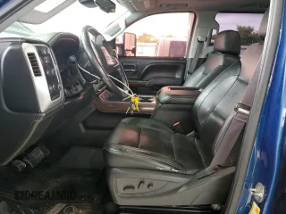 2016 GMC Sierra 2500HD SLT z VIN 1GT12TE80GF271582, wystawiony jako Copart lot #59993915 z przebiegiem 224 490 mil mil oraz Szkoda całkowita • Salvage title. Historia ofert i sprzedaży dostępna na DreamBid. Obrazek 7.
