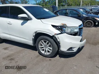 2016 Toyota Highlander LE Plus z VIN 5TDZKRFH4GS127117, wystawiony jako IAAI lot #42054767 z przebiegiem 167 253 mil mil oraz . Historia ofert i sprzedaży dostępna na DreamBid. Obrazek 20.
