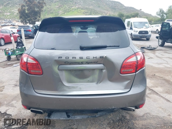 2012 Porsche Cayenne S Hybrid with VIN WP1AE2A25CLA90636, listed as a IAAI auction lot 41922089 with 90,318 mi miles and . Bid and sale history available at DreamBid. Image 17.