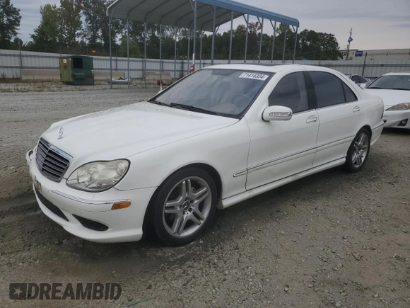 2006 Mercedes-Benz S-Class 4.3L with VIN WDBNG70J46A474165, listed as a Copart auction lot 71414334 with 152,755 mi miles and Salvage Title. Bid and sale history available at carsss.com. Image 1.
