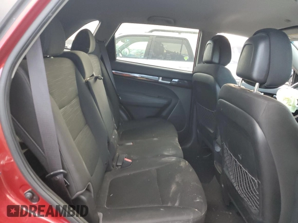 2015 Kia Sorento LX z VIN 5XYKTCA60FG603781, wystawiony jako Copart lot #43392625 z przebiegiem 84 344 mil mil oraz Szkoda całkowita • Salvage title. Historia ofert i sprzedaży dostępna na DreamBid. Obrazek 10.