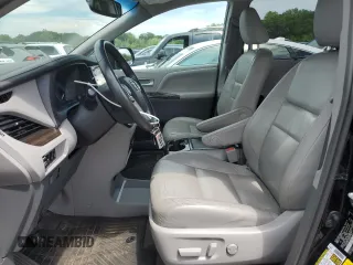 2017 Toyota Sienna XLE with VIN 5TDDZ3DC0HS150633, listed as a Copart auction lot 62642575 with 94,439 mi miles and Salvage title. Bid and sale history available at DreamBid. Image 7.