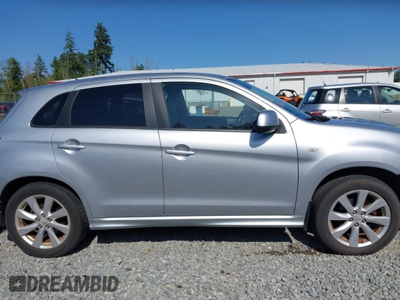 2012 Mitsubishi Outlander SE with VIN JA4AR4AU9CZ006957, listed as a IAAI auction lot 42414611 with 188,439 mi miles and . Bid and sale history available at DreamBid. Image 14.