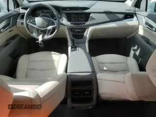2021 Cadillac XT5 FWD Premium Luxury with VIN 1GYKNCRS0MZ110560, listed as a Copart auction lot 52779575 with 44,559 mi miles and Salvage title. Bid and sale history available at DreamBid. Image 8.