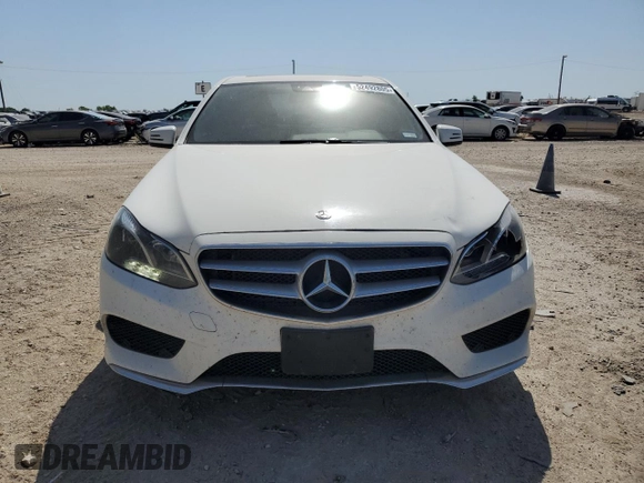 2016 Mercedes-Benz E 350 Luxury with VIN WDDHF8JB0GB189737, listed as a Copart auction lot 52492805 with 161,916 mi miles and Salvage Title. Bid and sale history available at DreamBid. Image 5.