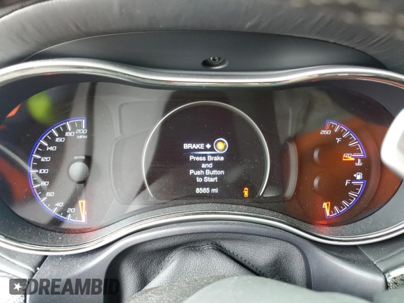 2018 Jeep Grand Cherokee Trackhawk with VIN 1C4RJFN91JC293695, listed as a Copart auction lot 59031525 with 8,565 mi miles and Salvage title. Bid and sale history available at DreamBid. Image 9.