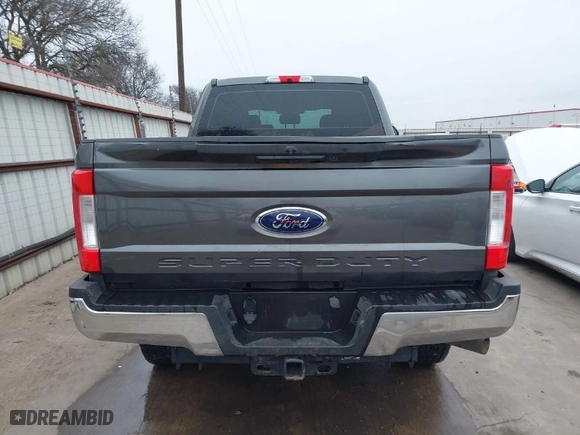 2019 Ford Super Duty F-250 SRW XL with VIN 1FT7W2B60KED51832, listed as a IAAI auction lot 41620118 with 76,348 mi miles. Bid and sale history available at carsss.com. Image 16.