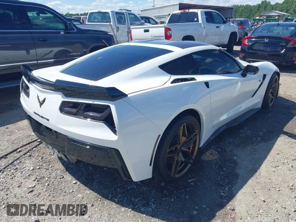 2014 Chevrolet Corvette Z51 3LT z VIN 1G1YM2D71E5116935, wystawiony jako IAAI lot #42341161 z przebiegiem 105 686 mil mil oraz . Historia ofert i sprzedaży dostępna na DreamBid. Obrazek 4.