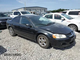 2006 Dodge Stratus SXT z VIN 1B3EL46XX6N198480, wystawiony jako Copart lot #68364854 z przebiegiem 141 831 mil mil oraz Szkody całkowita. Historia ofert i sprzedaży dostępna na DreamBid. Obrazek 4.