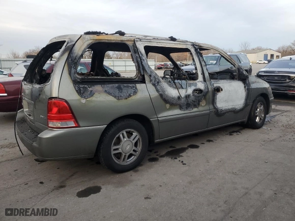 2004 Ford Freestar Wagon SEL with VIN 2FMZA52284BA62374, listed as a Copart auction lot 86014904 with 0 miles and Salvage Title. Bid and sale history available at carsss.com. Image 3.