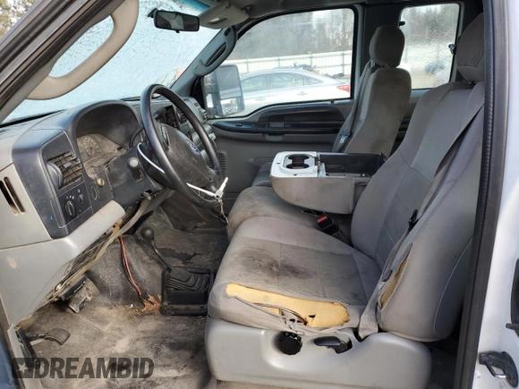 2006 Ford F-350 with VIN 1FDWX35P86EC74454, listed as a Copart auction lot 88661945 with 326,783 mi miles and Salvage title. Bid and sale history available at DreamBid. Image 7.