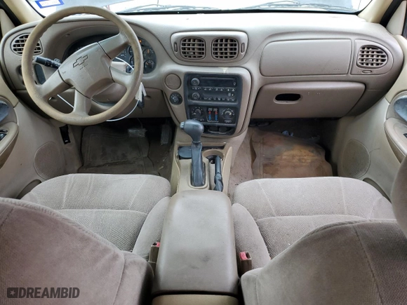 2004 Chevrolet TrailBlazer LT with VIN 1GNDS13S842420511, listed as a Copart auction lot 42740975 with 184,192 mi miles and Salvage Title. Bid and sale history available at carsss.com. Image 8.