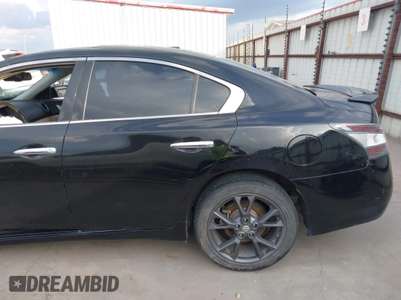 2014 Nissan Maxima SV with VIN 1N4AA5AP5EC499187, listed as a IAAI auction lot 42094212 with 196,747 mi miles and . Bid and sale history available at DreamBid. Image 21.