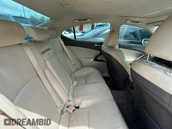 2010 Lexus IS 250 z VIN JTHCF5C2XA2032903, wystawiony jako Copart lot #63826195 z przebiegiem 197 155 mil mil oraz Szkoda całkowita • Salvage title. Historia ofert i sprzedaży dostępna na DreamBid. Obrazek 6.