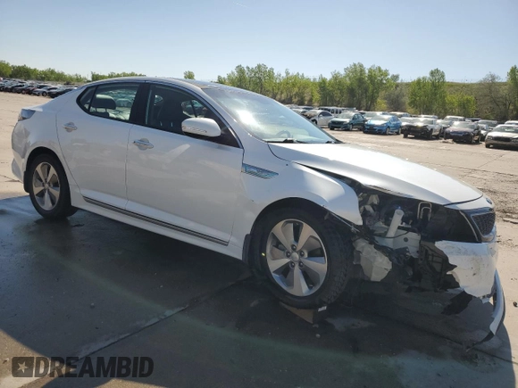 2016 Kia Optima EX z VIN KNAGN4AD2G5098712, wystawiony jako Copart lot #56588615 z przebiegiem 136 590 mil mil oraz Szkoda całkowita • Salvage title. Historia ofert i sprzedaży dostępna na DreamBid. Obrazek 4.