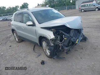 2014 Volkswagen Tiguan SEL с VIN WVGBV3AX5EW549152, выставлен на аукционе IAAI как лот 42600246 с пробегом 177 064 миль миль и . История ставок и продаж доступна на DreamBid. Изображение 1.