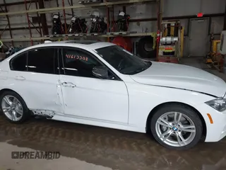 2017 BMW 3 Series 340i xDrive with VIN WBA8B7G55HNU37351, listed as a IAAI auction lot 41613308 with 102,280 mi miles and . Bid and sale history available at DreamBid. Image 13.