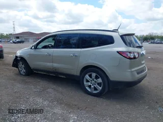 2016 Chevrolet Traverse LT z VIN 1GNKVGKD3GJ195932, wystawiony jako IAAI lot #42243260 z przebiegiem 122 449 mil mil oraz . Historia ofert i sprzedaży dostępna na DreamBid. Obrazek 3.