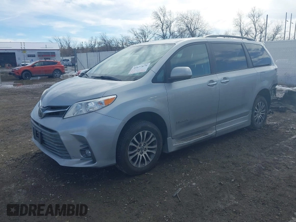 2019 Toyota Sienna XLE Auto Access Seat with VIN 5TDYZ3DC1KS002323, listed as a IAAI auction lot 41677879 with 86,470 mi miles. Bid and sale history available at carsss.com. Image 20.