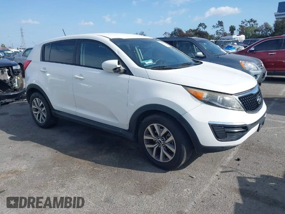 2016 Kia Sportage LX with VIN KNDPB3ACXG7863165, listed as a IAAI auction lot 41955723 with 72,567 mi miles. Bid and sale history available at carsss.com. Image 1.