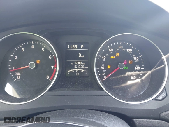 2015 Volkswagen Jetta Sedan 2.0L S with VIN 3VW2K7AJXFM423061, listed as a IAAI auction lot 42083522 with 161,028 mi miles. Bid and sale history available at carsss.com. Image 7.
