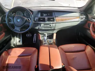 2014 BMW X6 50i with VIN 5UXFG8C54EL593085, listed as a Copart auction lot 75775084 with 0 mi miles and Salvage Title. Bid and sale history available at carsss.com. Image 8.