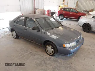 1998 Nissan Sentra XE with VIN 1N4AB41D5WC714534, listed as a IAAI auction lot 42778352 with 179,937 mi miles and . Bid and sale history available at DreamBid. Image 1.