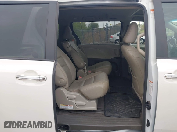 2017 Toyota Sienna XLE Auto Access Seat с VIN 5TDYZ3DC5HS864503, выставлен на аукционе IAAI как лот 42176788 с пробегом 113 755 миль миль и . История ставок и продаж доступна на DreamBid. Изображение 8.