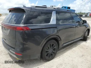 2024 Kia Carnival SX with VIN KNDNE5H37R6331882, listed as a Copart auction lot 70663554 with 21,260 mi miles and Salvage Title. Bid and sale history available at carsss.com. Image 3.